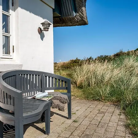 Semesterbostad Arlina - 600m From The Sea By Interhome