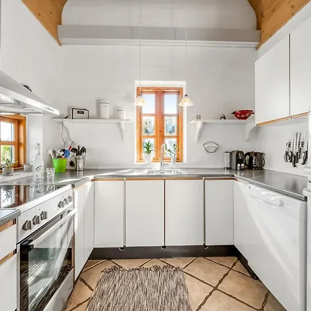 Arlina - 600m From The Sea By Interhome * Bjerregård