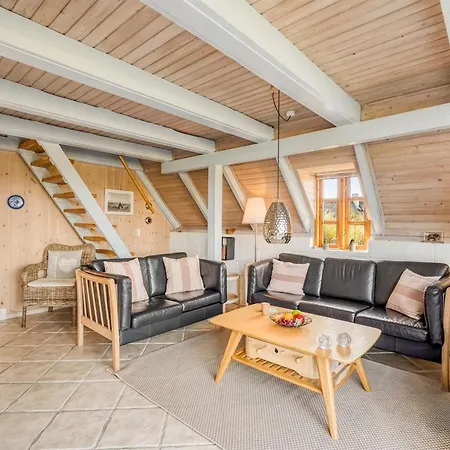 Semesterbostad Arlina - 600m From The Sea By Interhome Bjerregård