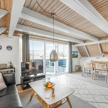 Сasa de vacaciones Arlina - 600m From The Sea By Interhome *