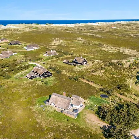Arlina - 600m From The Sea By Interhome