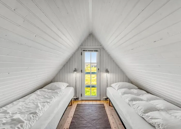 Arlina - 600m From The Sea By Interhome Bjerregård