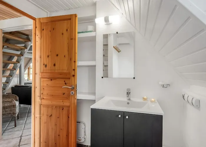 Arlina - 600m From The Sea By Interhome *