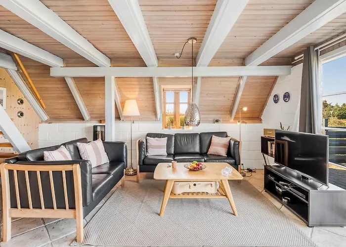 Nyaraló Arlina - 600m From The Sea By Interhome Bjerregård